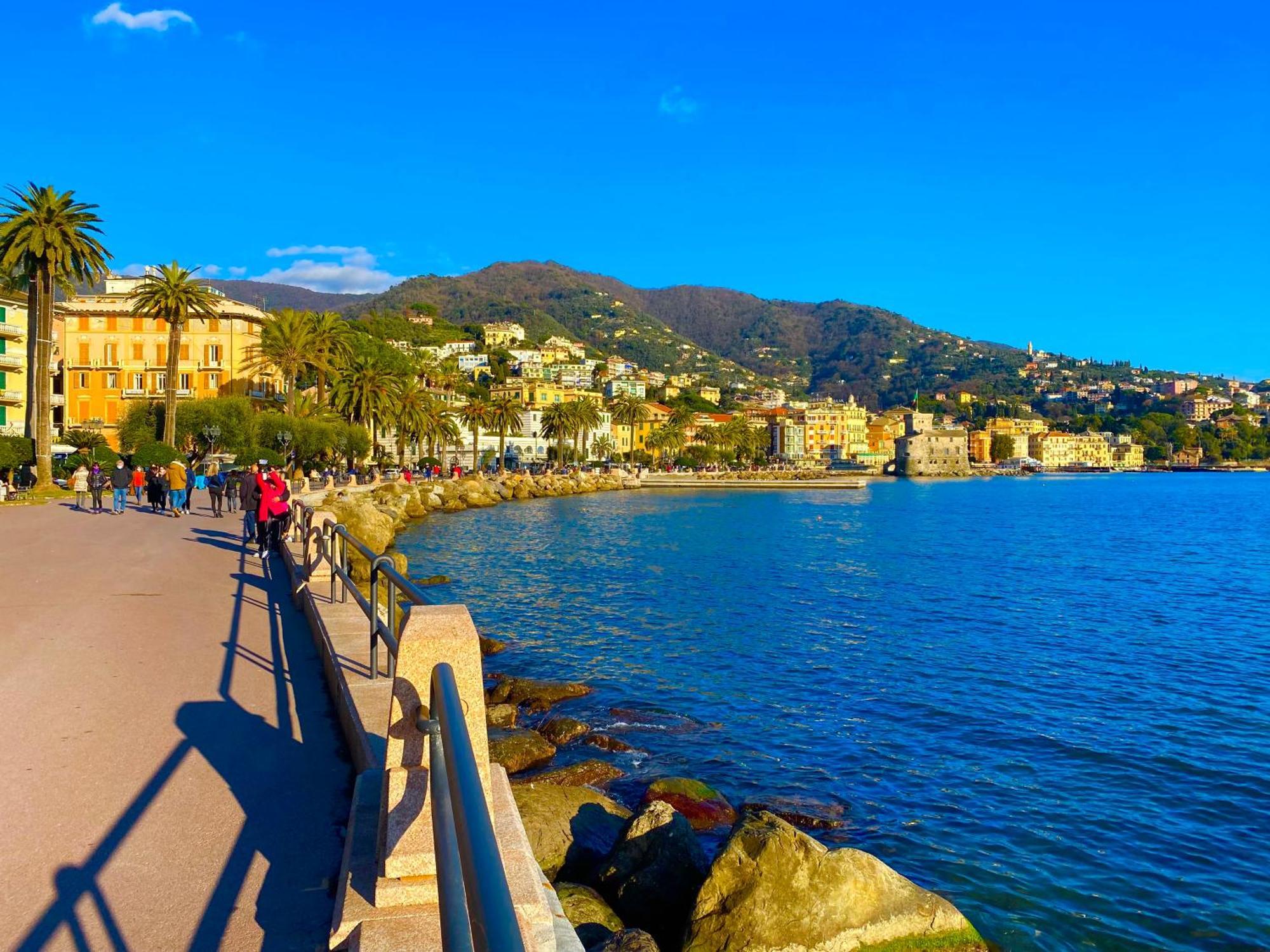 Casa Genovese, Splendido Appartamento In Centro A Rapallo Exterior photo